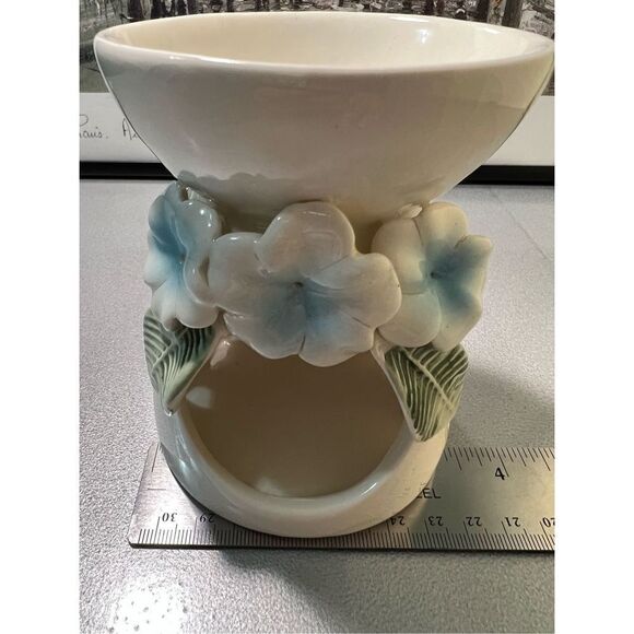 Blue Hibiscus Ceramic Wax Warmer - NWOT - Picture 3 of 11